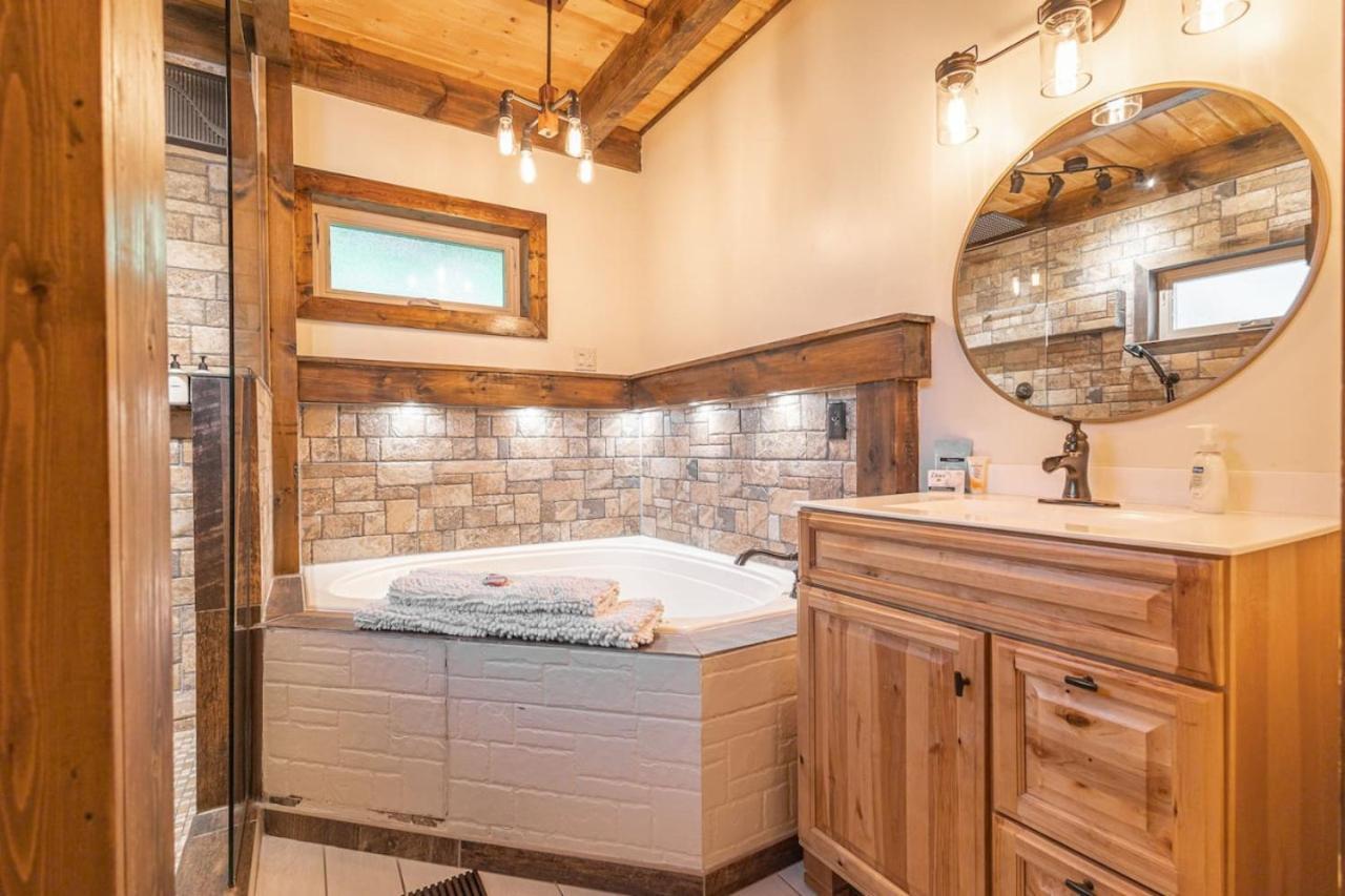 Canyon View Treehouse- Relaxing Getaway In Jasper With An Amazing View 外观 照片